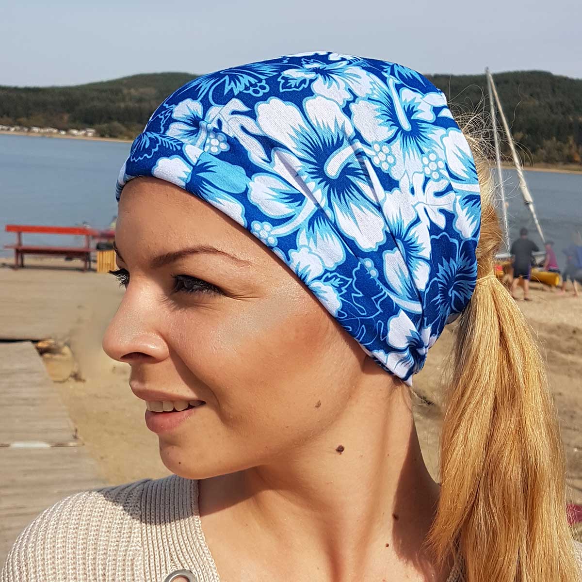 "Hibiscus" bandana- liratech.eu